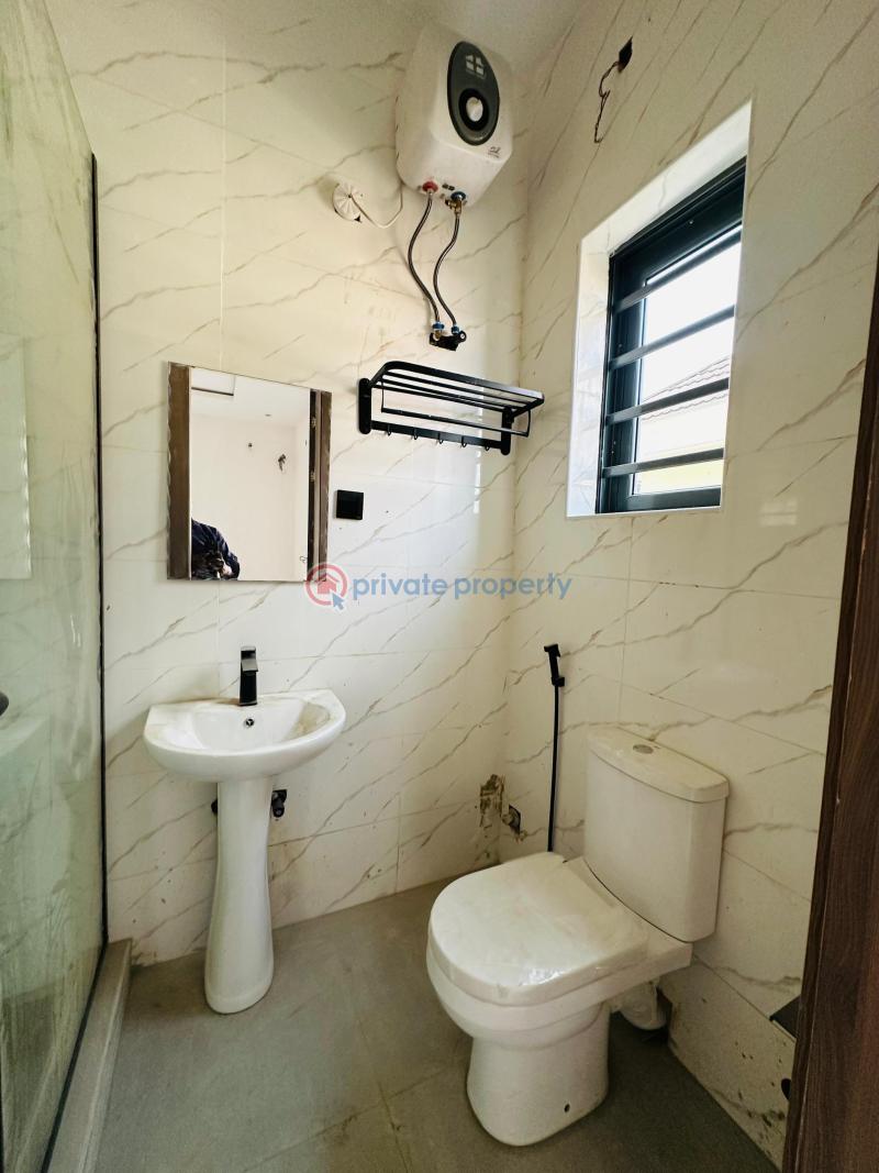 5 bedroom Detached Duplex For Sale Magodo GRA Phase 2 Kosofe/Ikosi Lagos - 10