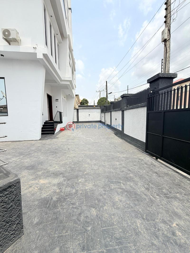 5 bedroom Detached Duplex For Sale Magodo GRA Phase 2 Kosofe/Ikosi Lagos - 8