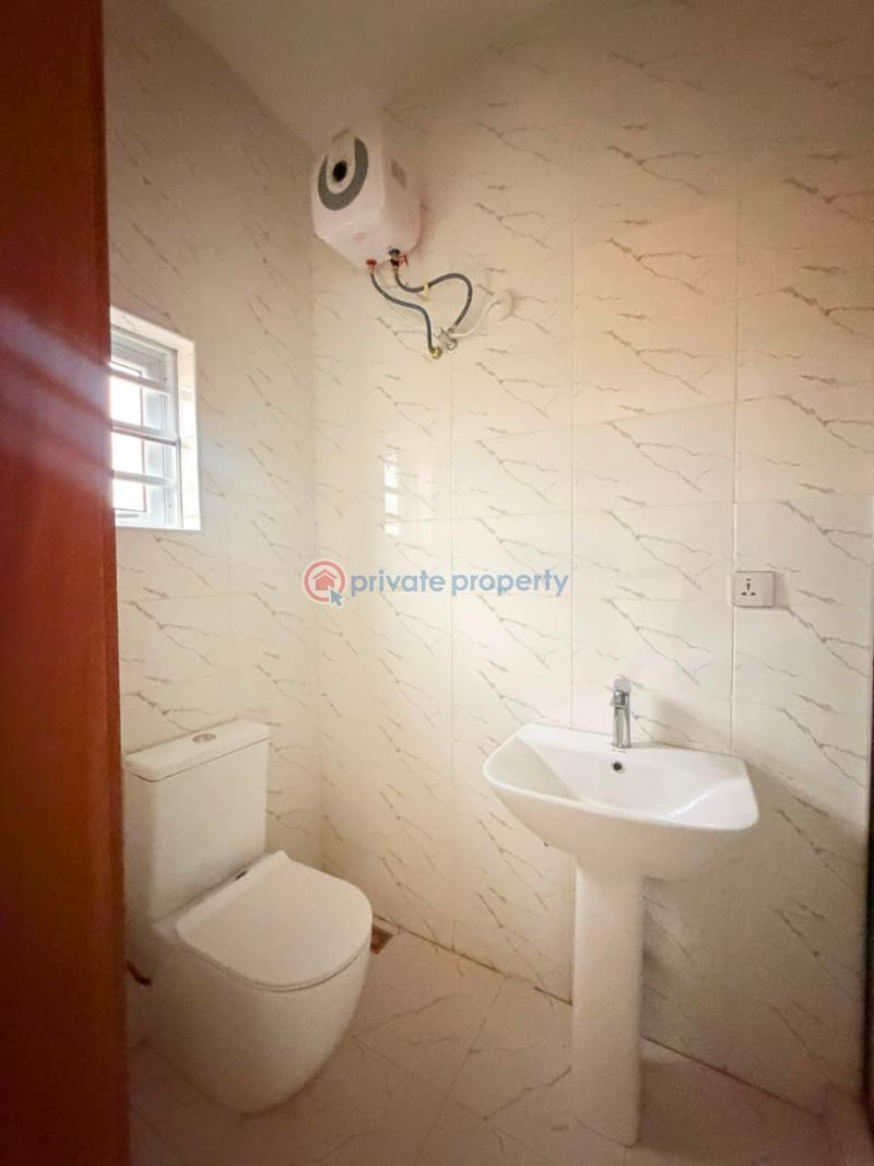 5 bedroom Detached Duplex For Sale Magodo GRA Phase 2 Kosofe/Ikosi Lagos - 1