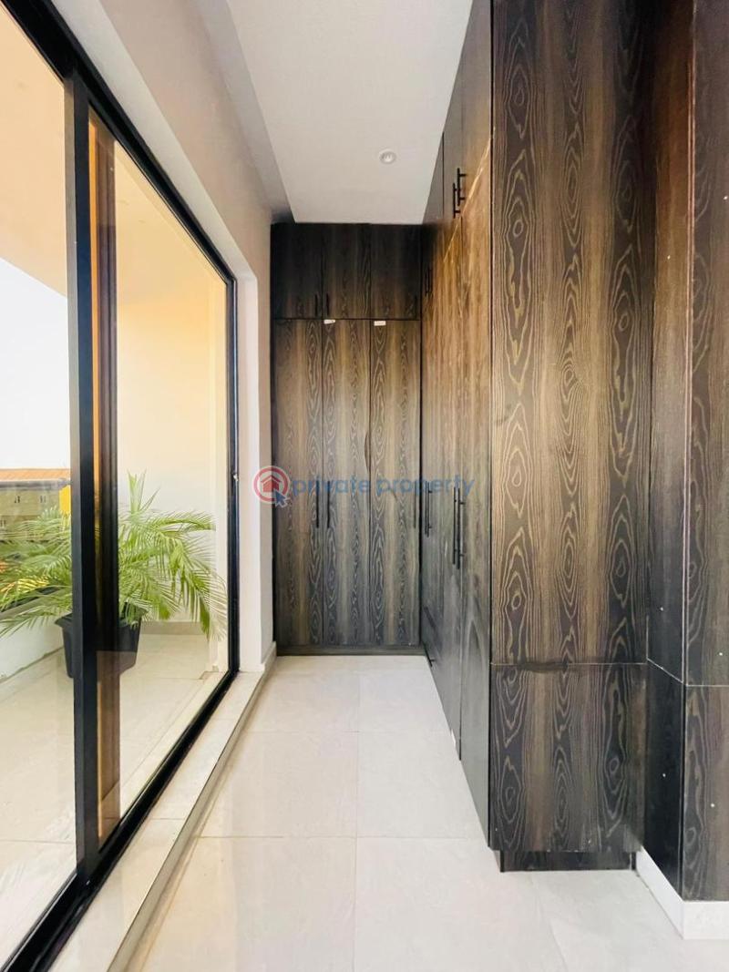 5 bedroom Detached Duplex For Sale Magodo GRA Phase 2 Kosofe/Ikosi Lagos - 1