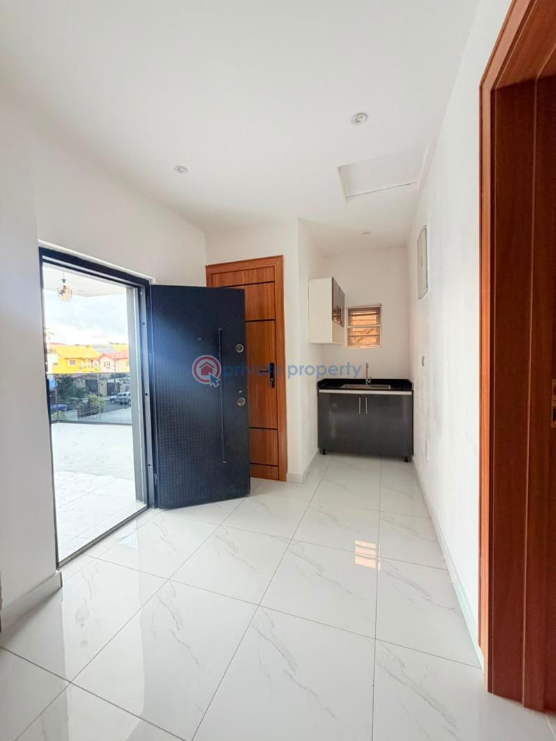 5 bedroom Detached Duplex For Sale Magodo GRA Phase 2 Kosofe/Ikosi Lagos - 10
