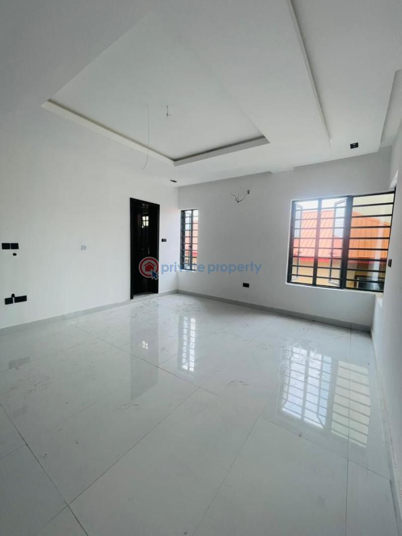 5 bedroom Detached Duplex For Sale Magodo GRA Phase 1 Ojodu Lagos - 2