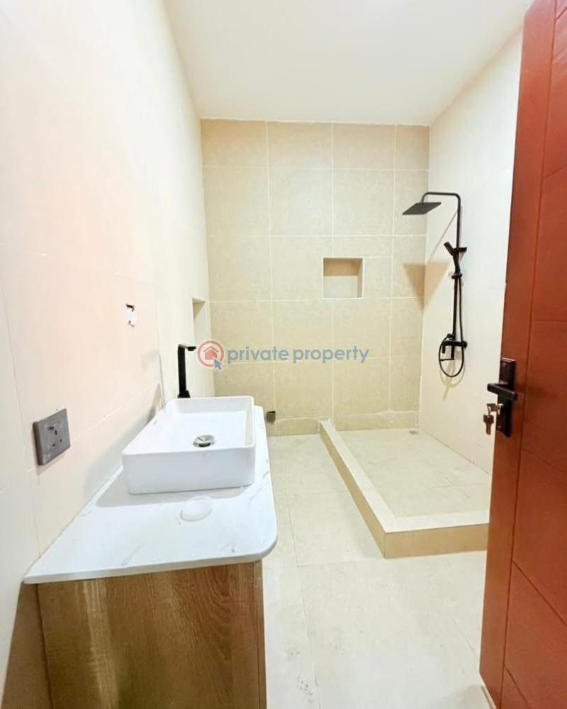 5 bedroom Detached Duplex For Sale Magodo GRA Phase 2 Kosofe/Ikosi Lagos - 1