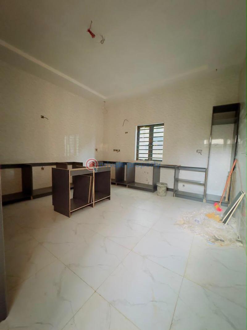 6 bedroom Detached Duplex For Sale Magodo GRA Phase 2 Kosofe/Ikosi Lagos - 7