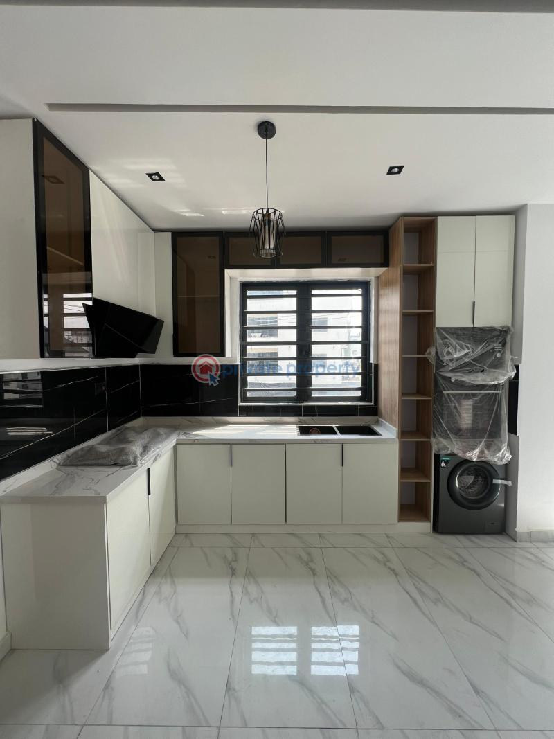 2 bedroom Block Of Flats For Sale Ikate, Ikate Elegushi Lekki Lagos - 9