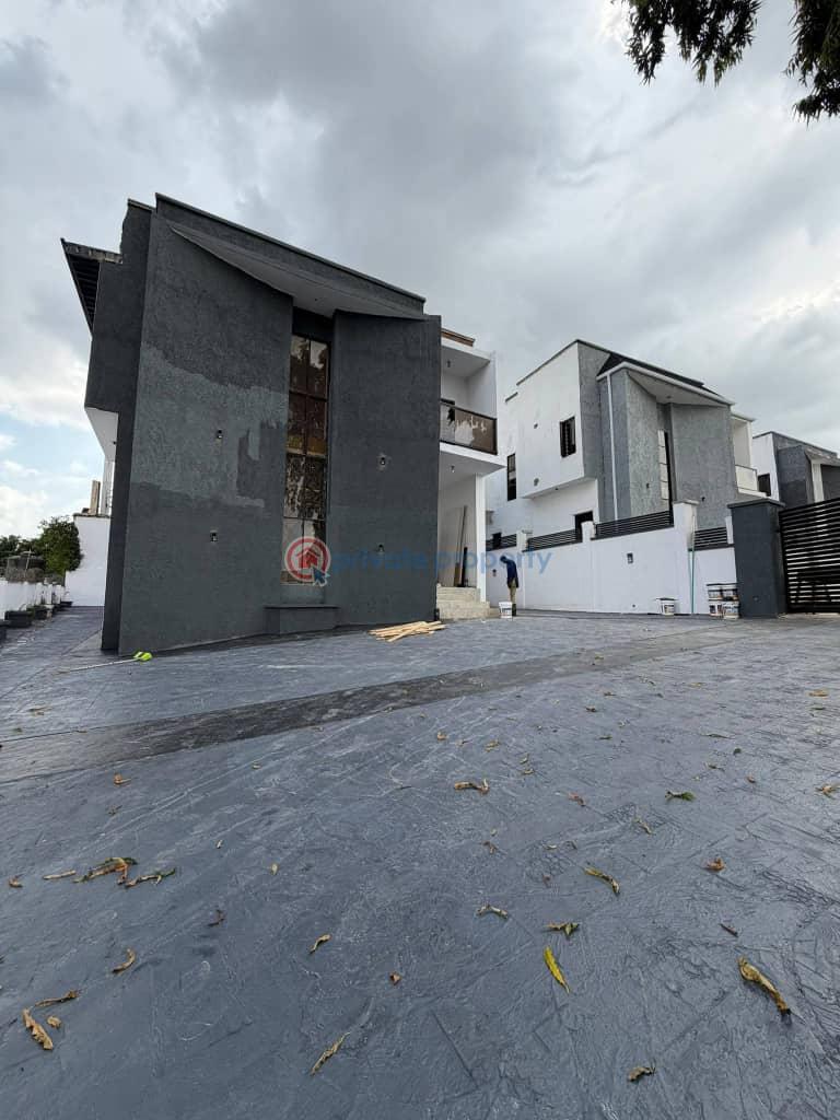 4 bedroom Detached Duplex For Sale Alalubosa Gra, Alalubosa Ibadan Oyo - 0