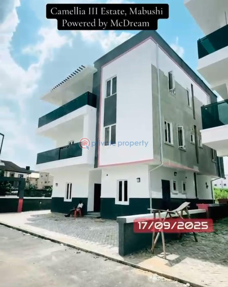 4 bedroom Detached Duplex For Sale Behind New Bus Terminal, Mabuchi Abuja Phase 2  - 1