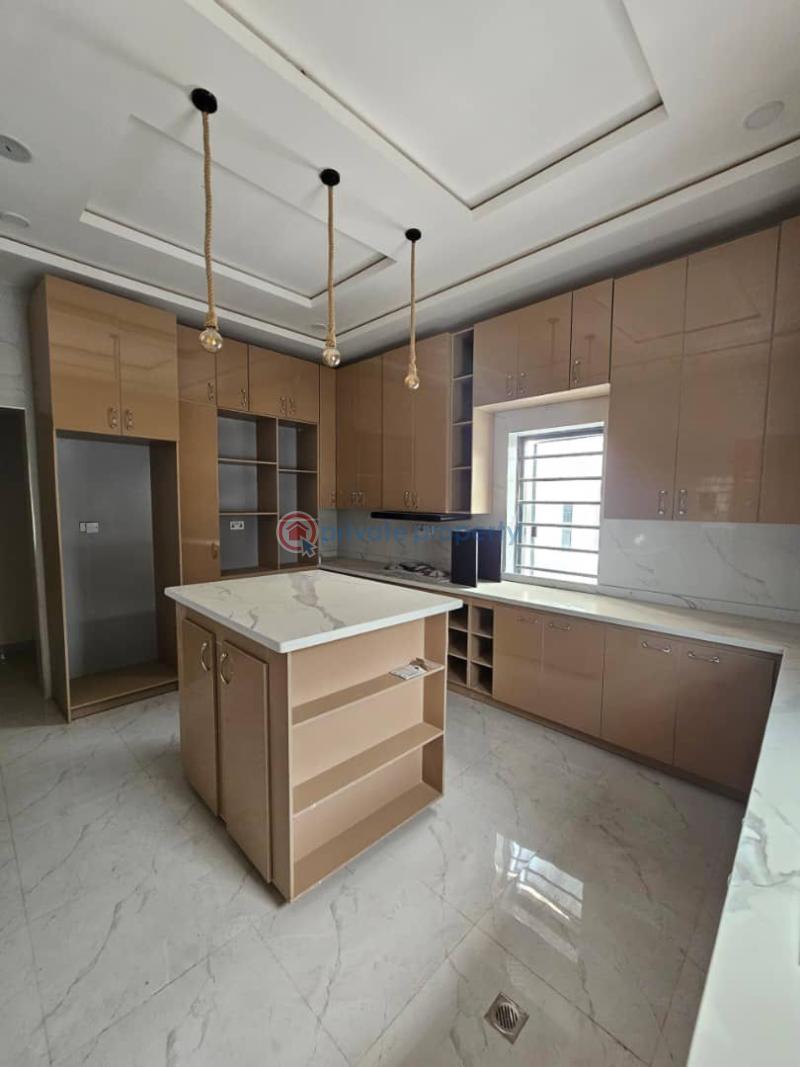 5 bedroom Detached Duplex For Sale Omole Phase 1, Ikeja Lagos - 5