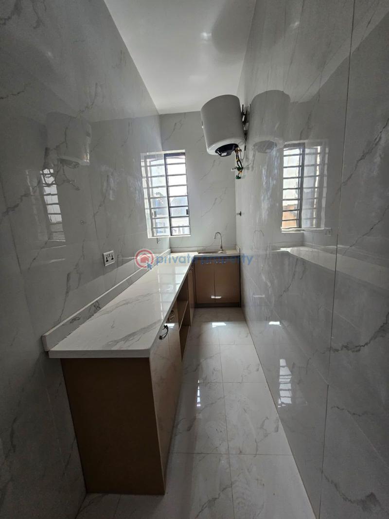 5 bedroom Detached Duplex For Sale Omole Phase 1, Ikeja Lagos - 8