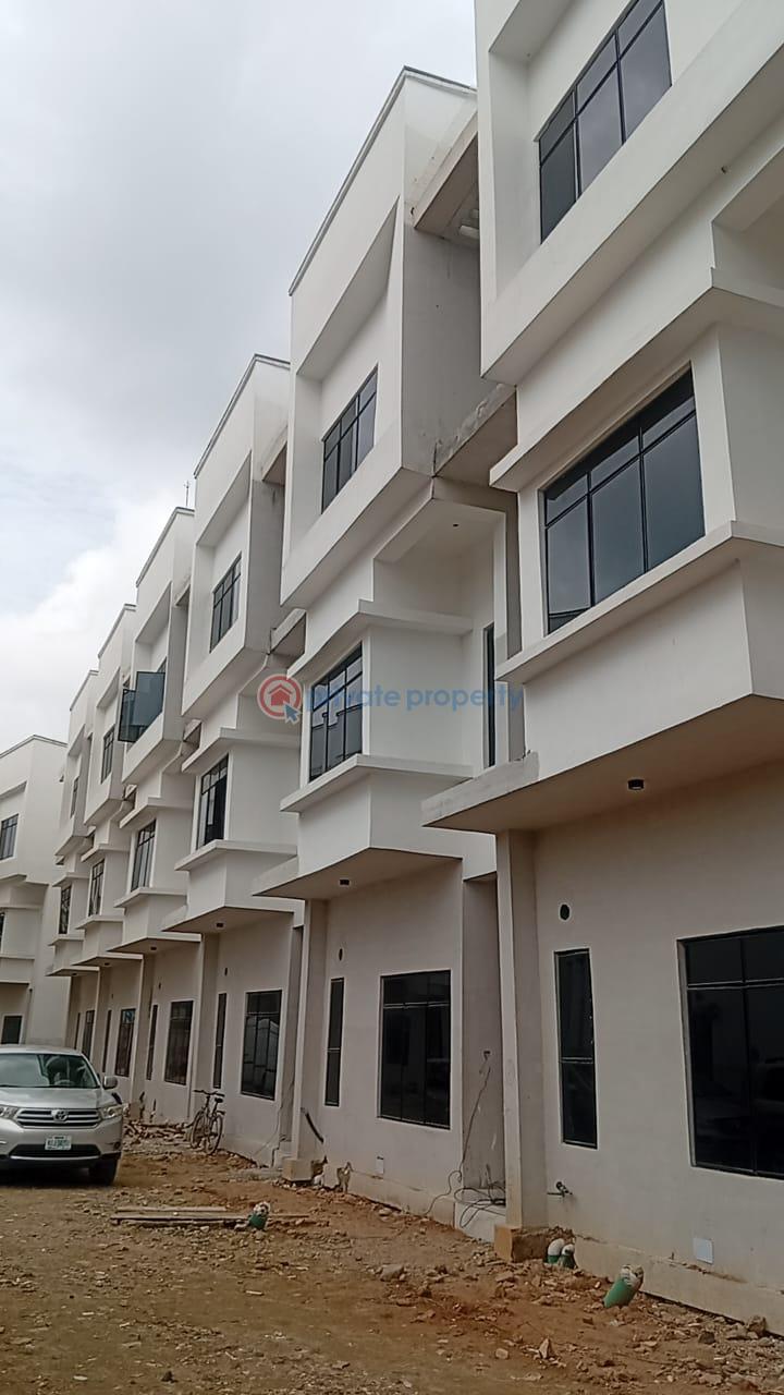 4 bedroom Terrace For Sale Ajao Estate Axis International Airport Ikeja  Lagos - 0