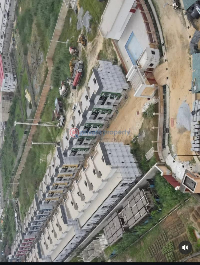 4 bedroom Terrace For Sale . Ogudu GRA Lagos - 1