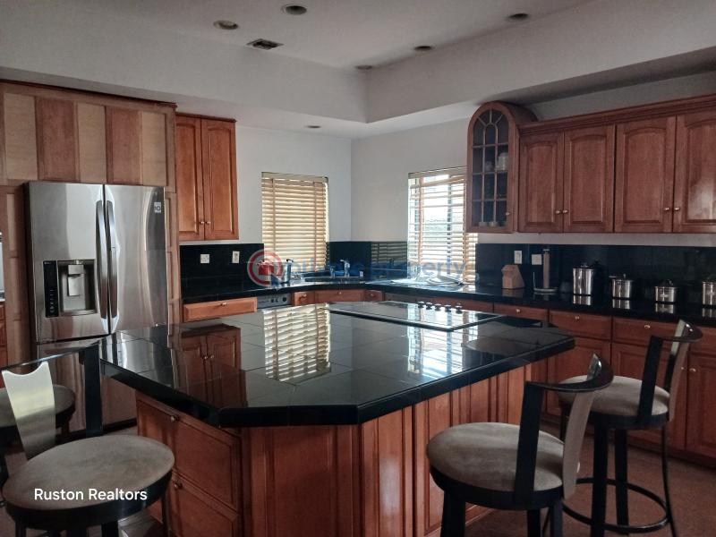 10 bedroom Maisonette For Sale Agodi Ibadan Oyo - 5