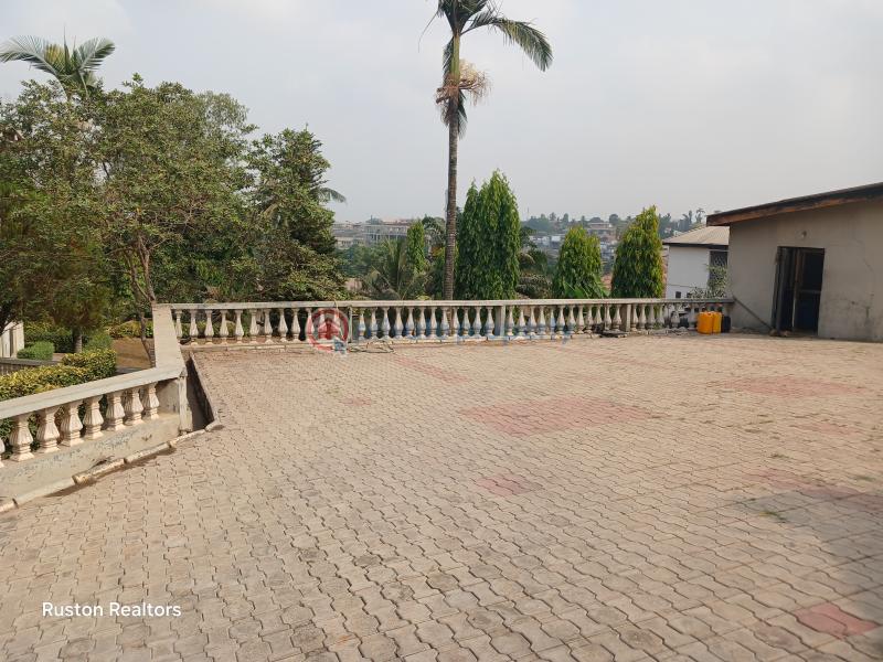 10 bedroom Maisonette For Sale Agodi Ibadan Oyo - 0