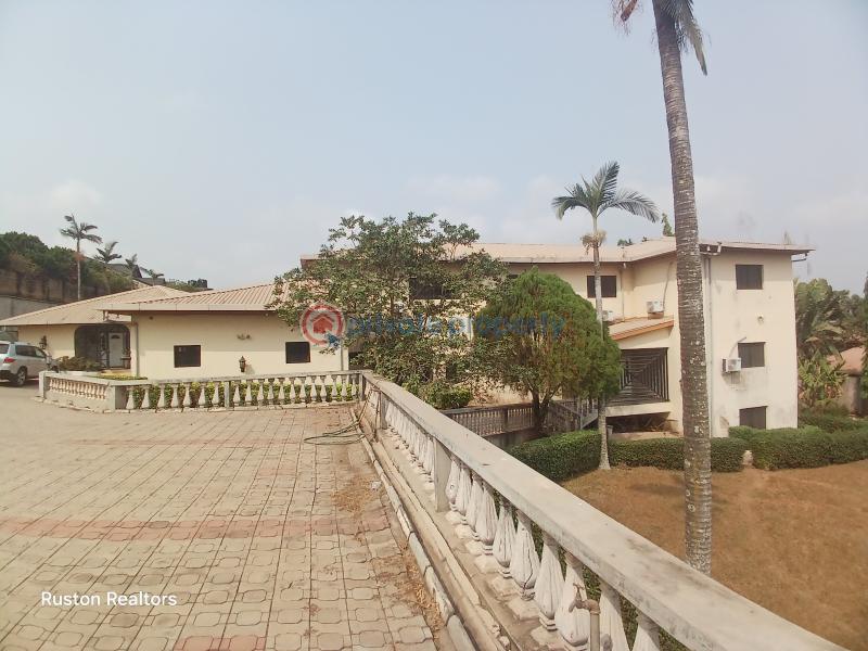 10 bedroom Maisonette For Sale Agodi Ibadan Oyo - 16