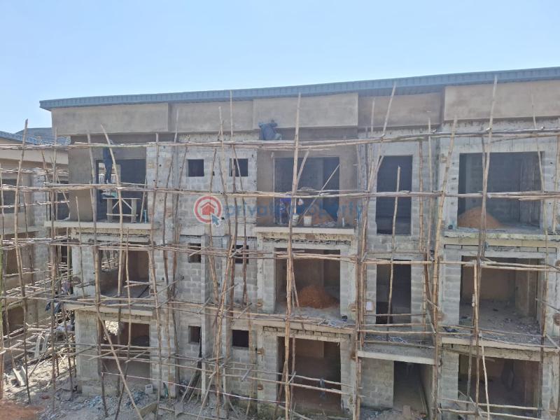 3 bedroom Block Of Flats For Sale Maple Court, Onigbongbo LSDPC Maryland Estate Lagos - 6