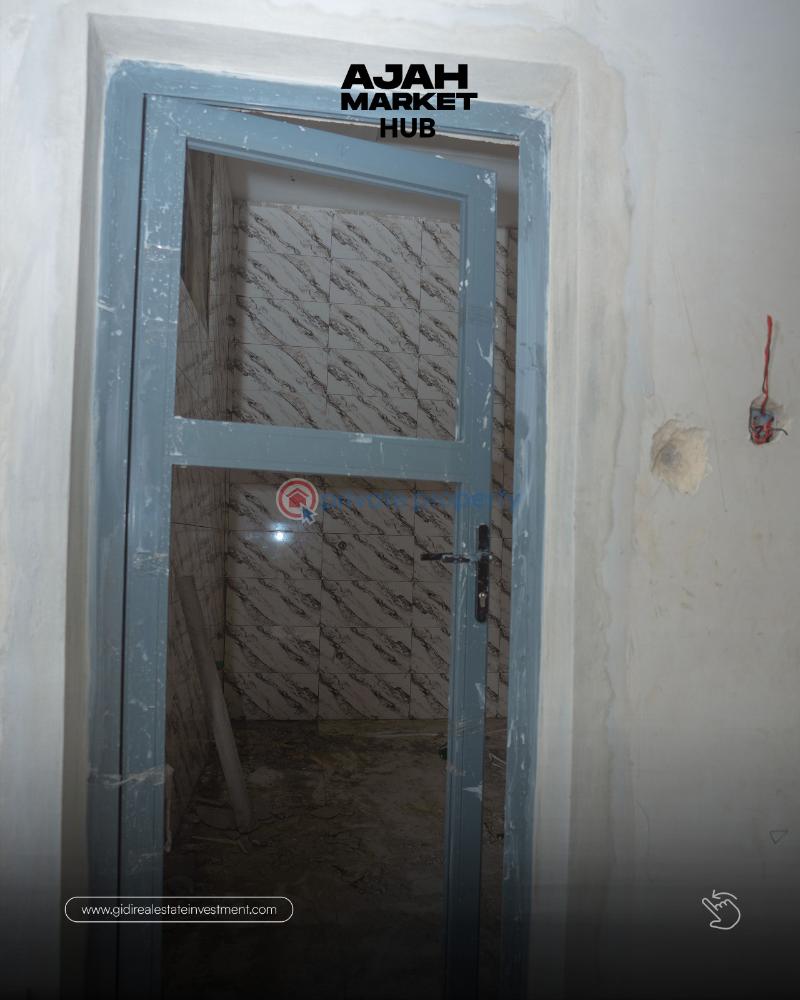 Mall/Complex/Plaza For Sale Ajah Market Hub Accessible To Ajah Under Bridge & Market •	Accessible To Lekki Epe Expressway •	5 Minutes From Chevron •	5 Minutes From Abraham Adesanya, Ajah, Lagos •	10 Minutes Sangotedo, Lagos •	10 Minutes Novare Mall, Sangotedo Ajah Lagos - 3