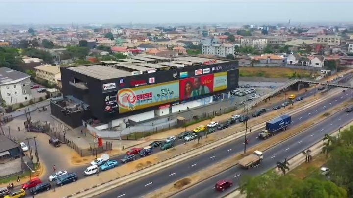 Mall/Complex/Plaza For Sale Ikorodu Road, Maryland, Lagos Maryland Lagos - 1