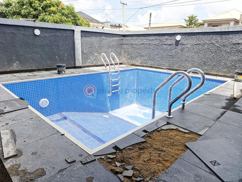 1 bedroom Block Of Flats For Sale Lekki Phase 1 Lagos - 2