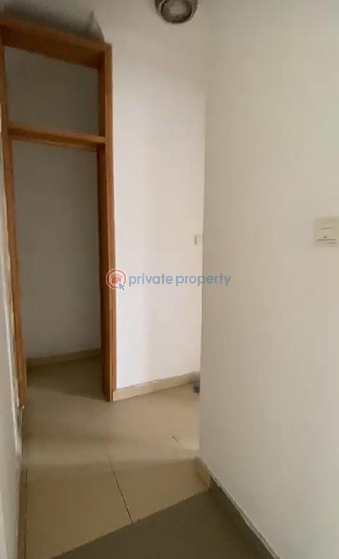 Massive 1 bedroom apartment with enclosed kitchen - video available - 5 1 bedroom Mini Flat For Rent Ikate Lekki Lagos - 5