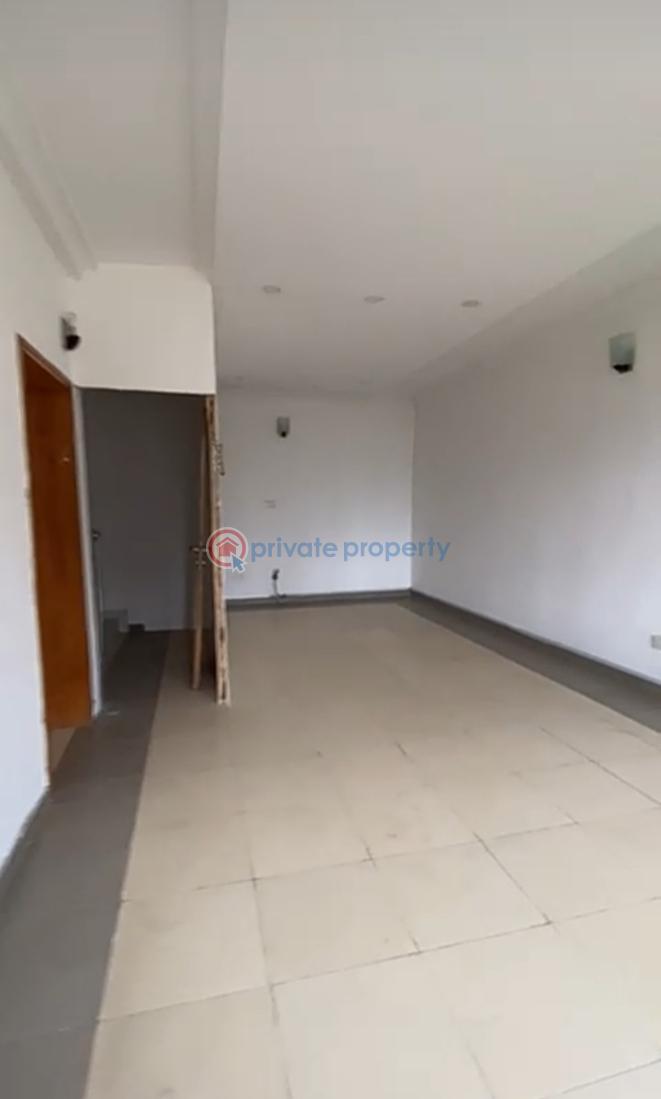 Massive 1 bedroom apartment with enclosed kitchen - video available - 4 1 bedroom Mini Flat For Rent Ikate Lekki Lagos - 4