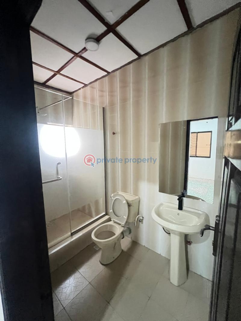 10 bedroom Semi detached Duplex For Sale Arida, Ikotun Ikotun Ikotun/Igando Lagos - 20