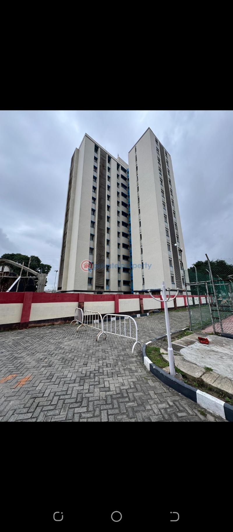 2 bedroom Block Of Flats For Sale Eric Moore Surulere Lagos - 0