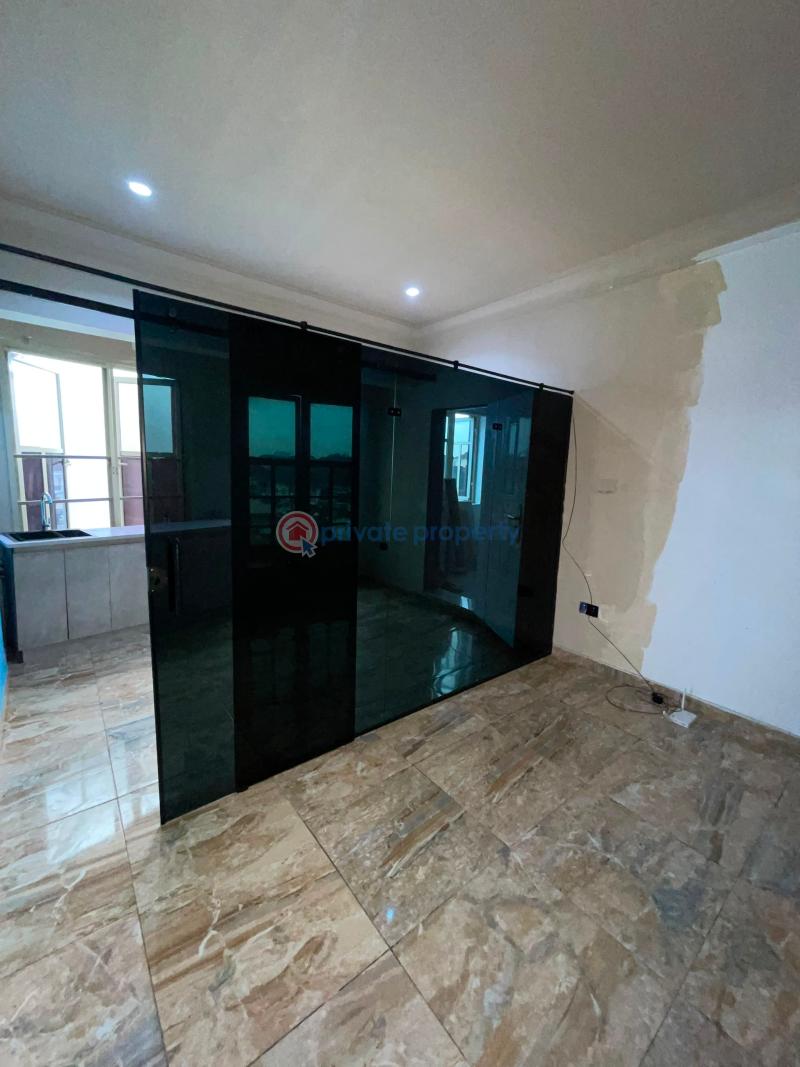 1 bedroom Mini Flat For Rent Osapa London Lekki Lagos - 3