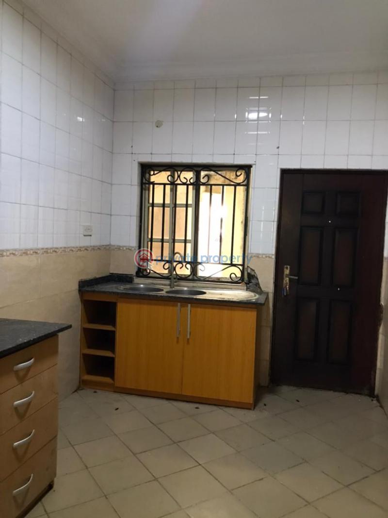 3 bedroom Commercial Property For Rent Off Omorinre Johnson Lekki Phase 1 Lagos - 4