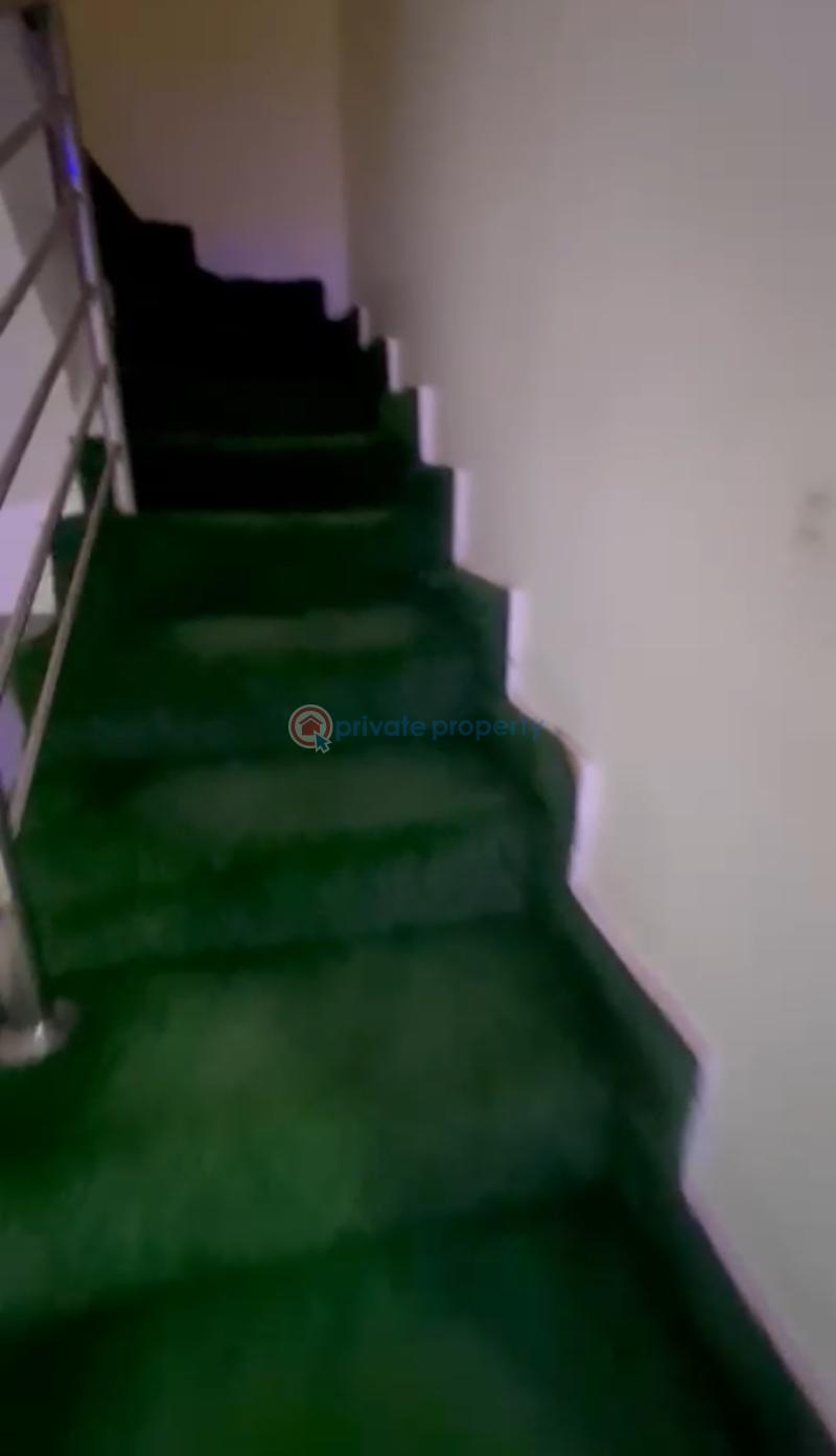 3 bedroom Terraced Duplex For Rent Durumi By American International School Abuja Durumi Abuja Phase 2  - 2