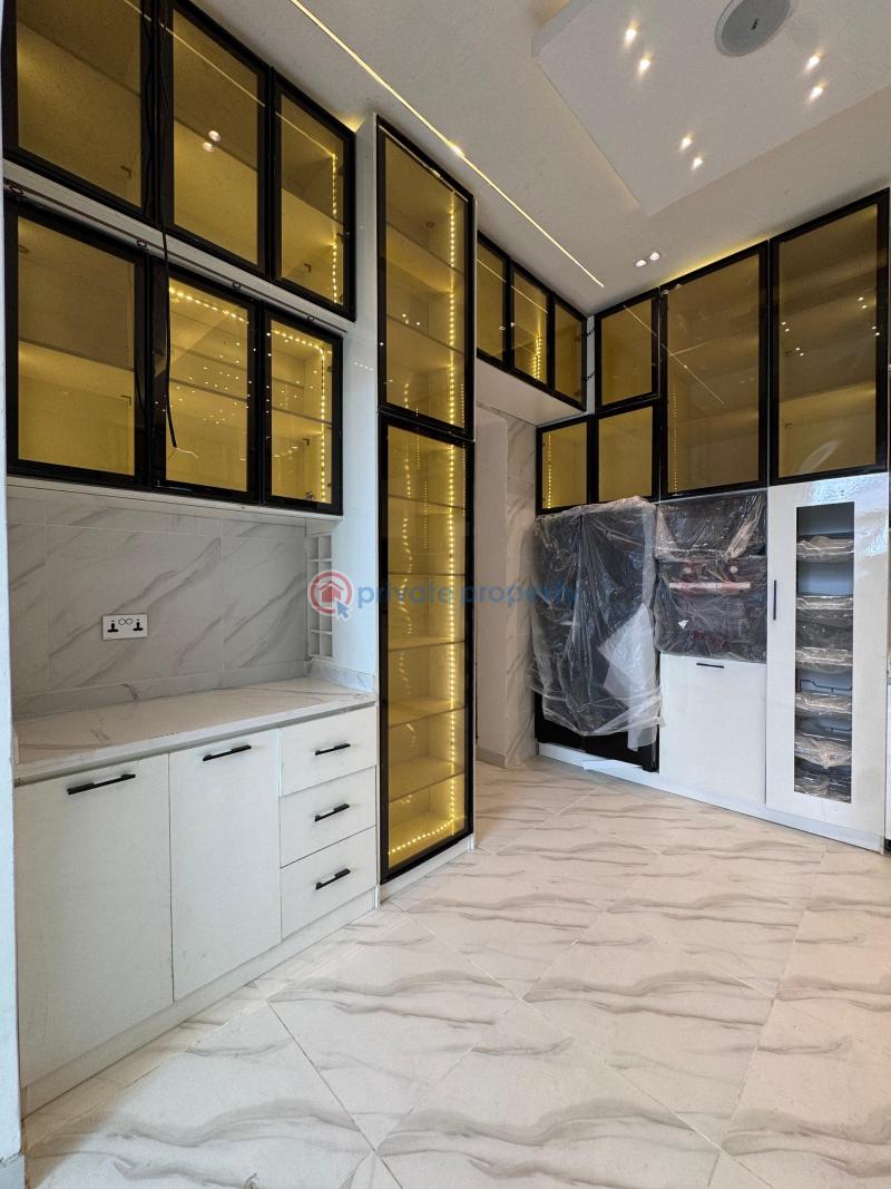 4 bedroom Detached Duplex For Sale Orchid Road Lekki Lagos - 15