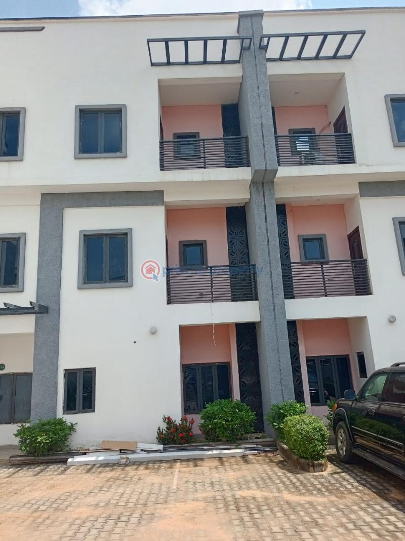 4 bedroom Terraced Duplex For Sale Durumi Abuja Phase 2  - 5