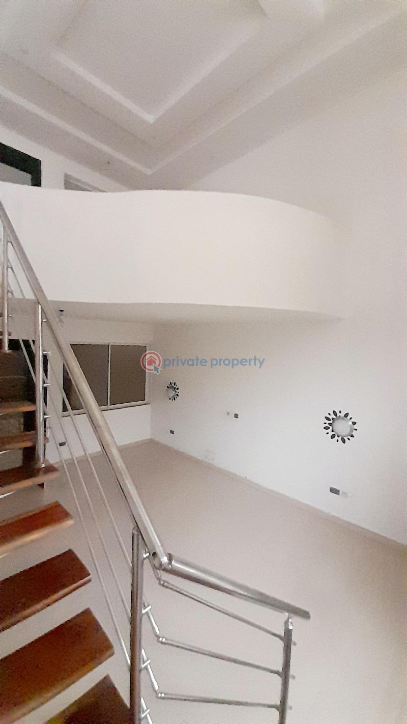 Massive 4 bedroom semi-detached duplex with a beautiful architectural design. - 8 4 bedroom Semi detached Duplex For Sale Osapa Lekki Lagos - 8