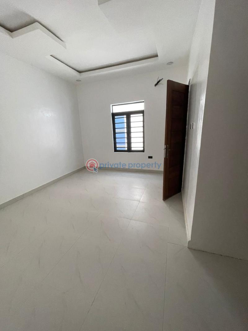4 bedroom Semi detached Duplex For Sale Ologolo,jakande Lekki Lagos - 10