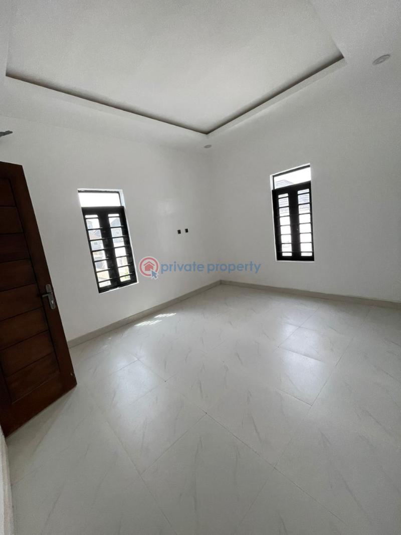 4 bedroom Semi detached Duplex For Sale Ologolo,jakande Lekki Lagos - 13