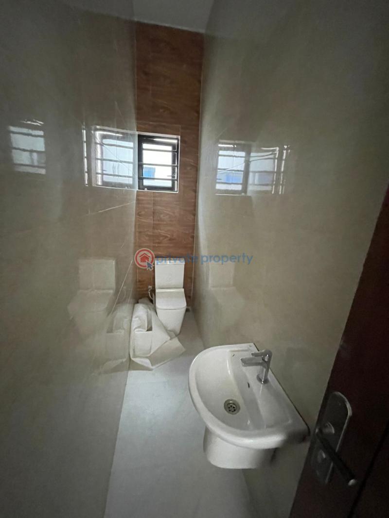 4 bedroom Semi detached Duplex For Sale Ologolo,jakande Lekki Lagos - 3