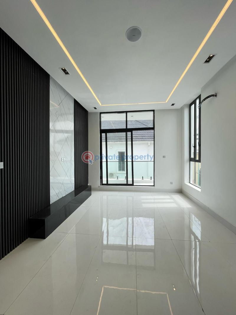 4 bedroom Semi detached Duplex For Sale Osapa Lekki Lagos - 13