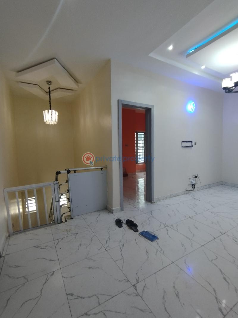 4 bedroom Terraced Duplex For Rent Estate Lekki Lagos - 8