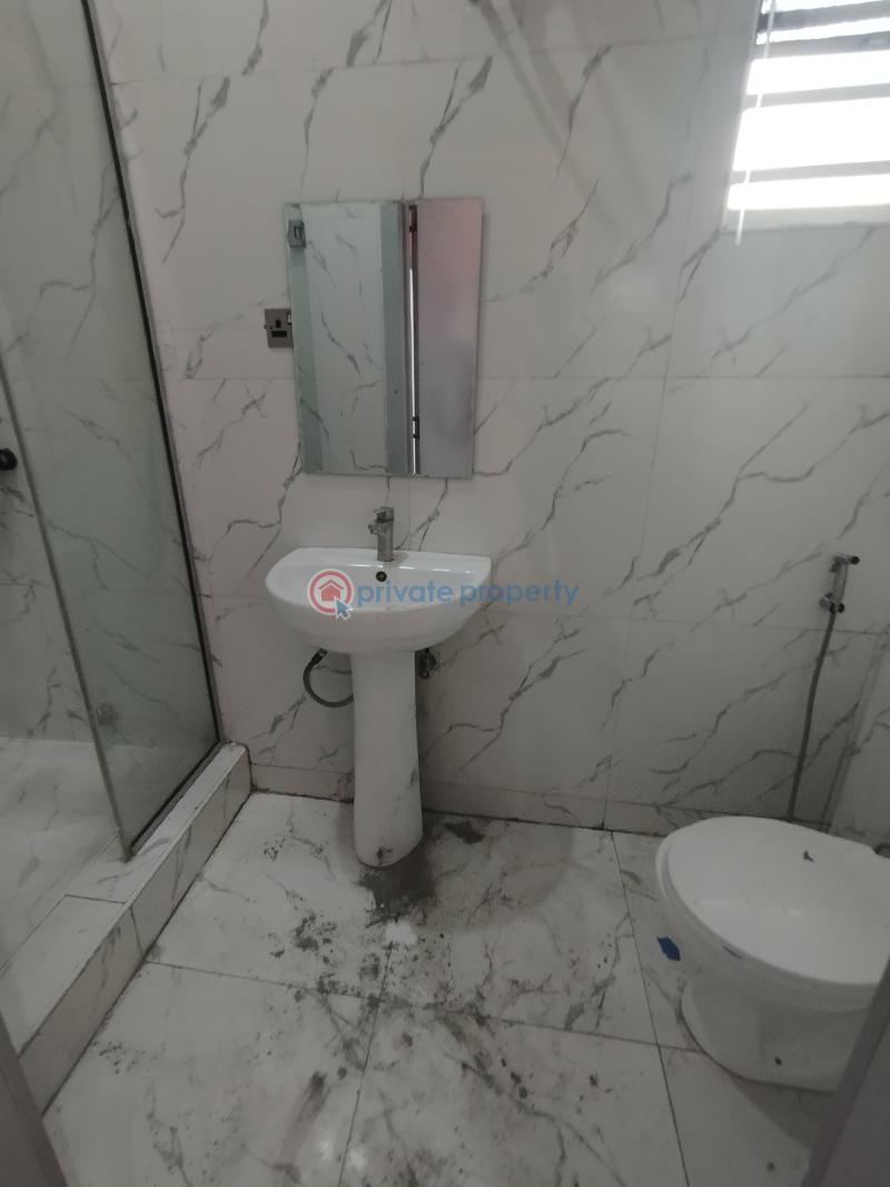 4 bedroom Terraced Duplex For Rent Estate Lekki Lagos - 2