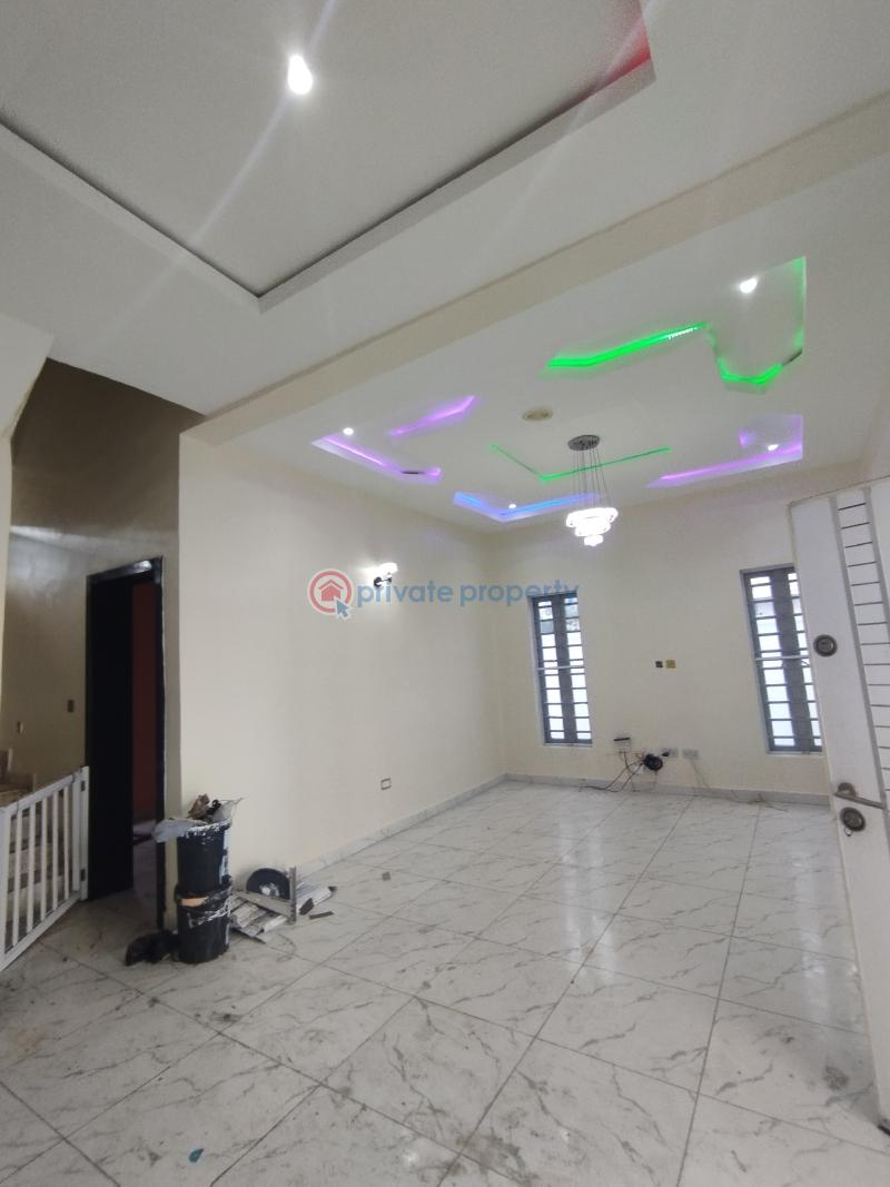 4 bedroom Terraced Duplex For Rent Estate Lekki Lagos - 0