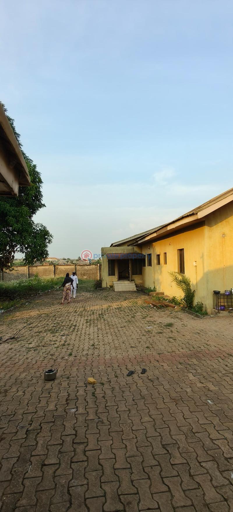 5 bedroom Detached Bungalow For Sale Akute Berger Ojodu Lagos