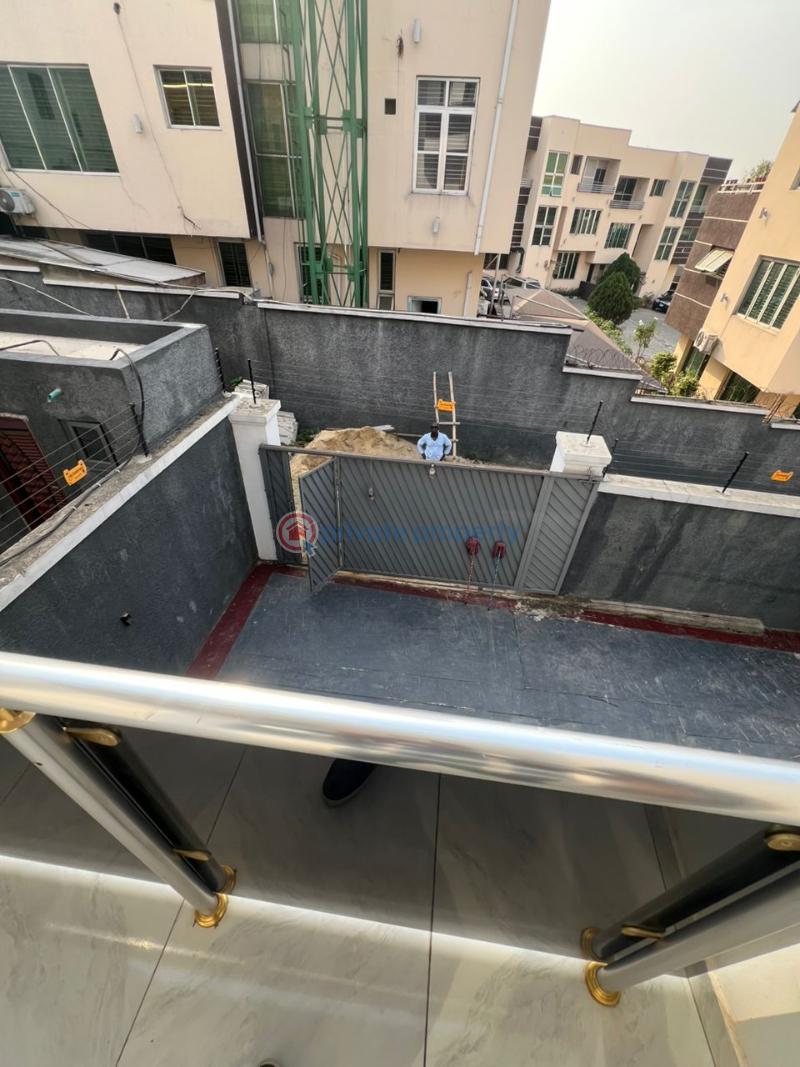 5 bedroom Duplex For Sale Magodo GRA Phase 2 Kosofe/Ikosi Lagos