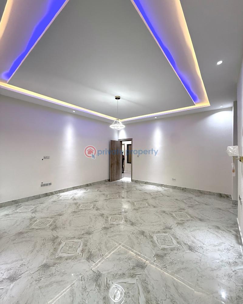 Massive 5 bedroom detached duplex with 2 rooms chalet + 3 rooms bq - 4 5 bedroom Detached Duplex For Sale Guzape Abuja Phase 1  - 4