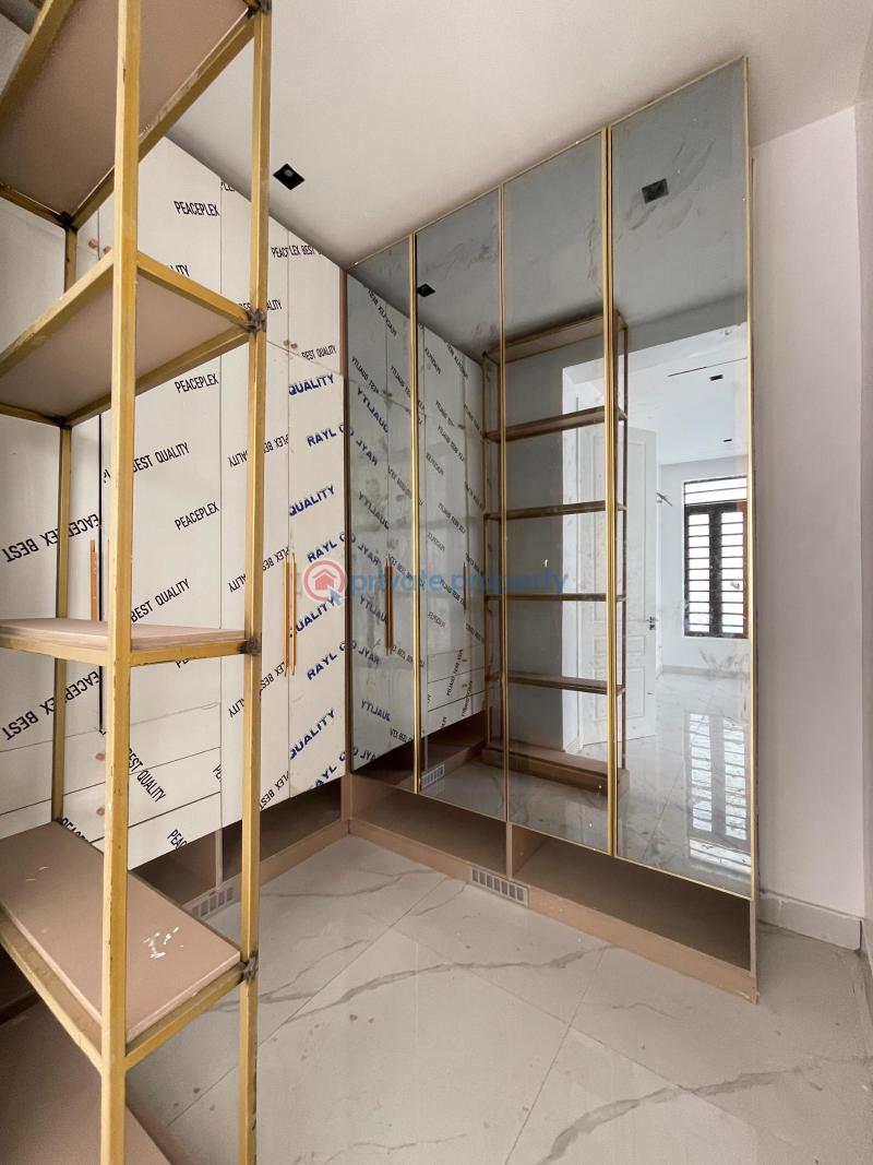 Massive  5  bedroom detached duplex with a bq  with a pool & cinema - 11 5 bedroom Detached Duplex For Sale Lekki Phase 1 Lagos - 11