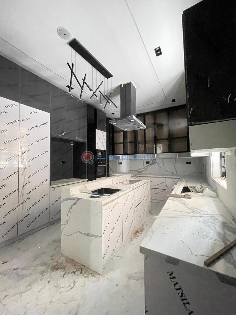 Massive  5  bedroom detached duplex with a bq  with a pool & cinema - 13 5 bedroom Detached Duplex For Sale Lekki Phase 1 Lagos - 13
