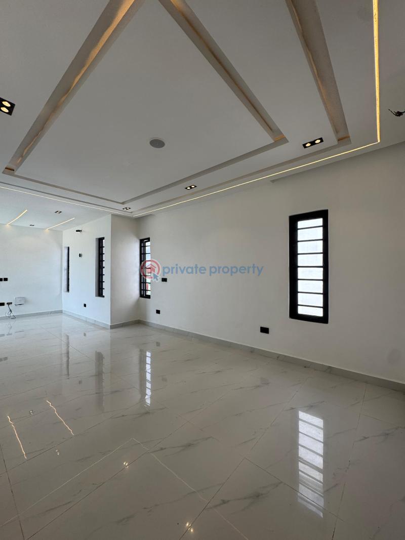 Massive  5  bedroom detached  duplex with bq , gym & a pool - 7 5 bedroom Detached Duplex For Sale Ajah Lagos - 7