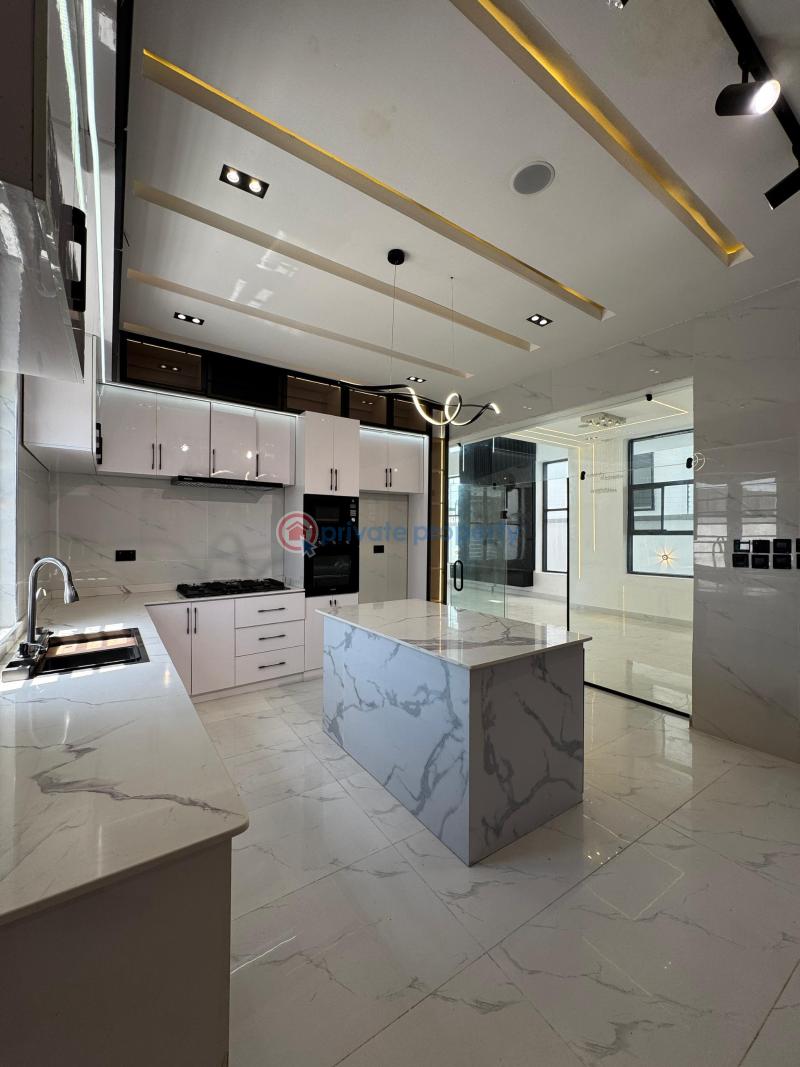 Massive  5  bedroom detached  duplex with bq , gym & a pool - 10 5 bedroom Detached Duplex For Sale Ajah Lagos - 10