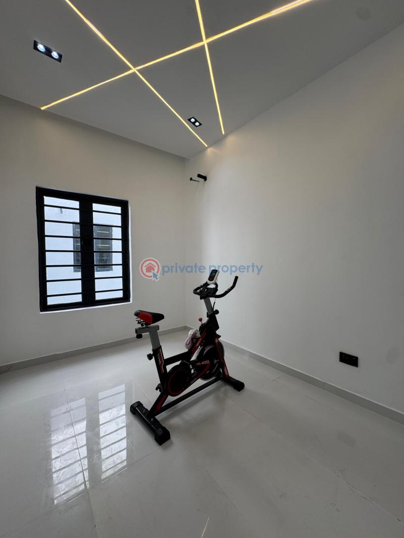 Massive  5  bedroom detached  duplex with bq , gym & a pool - 8 5 bedroom Detached Duplex For Sale Ajah Lagos - 8