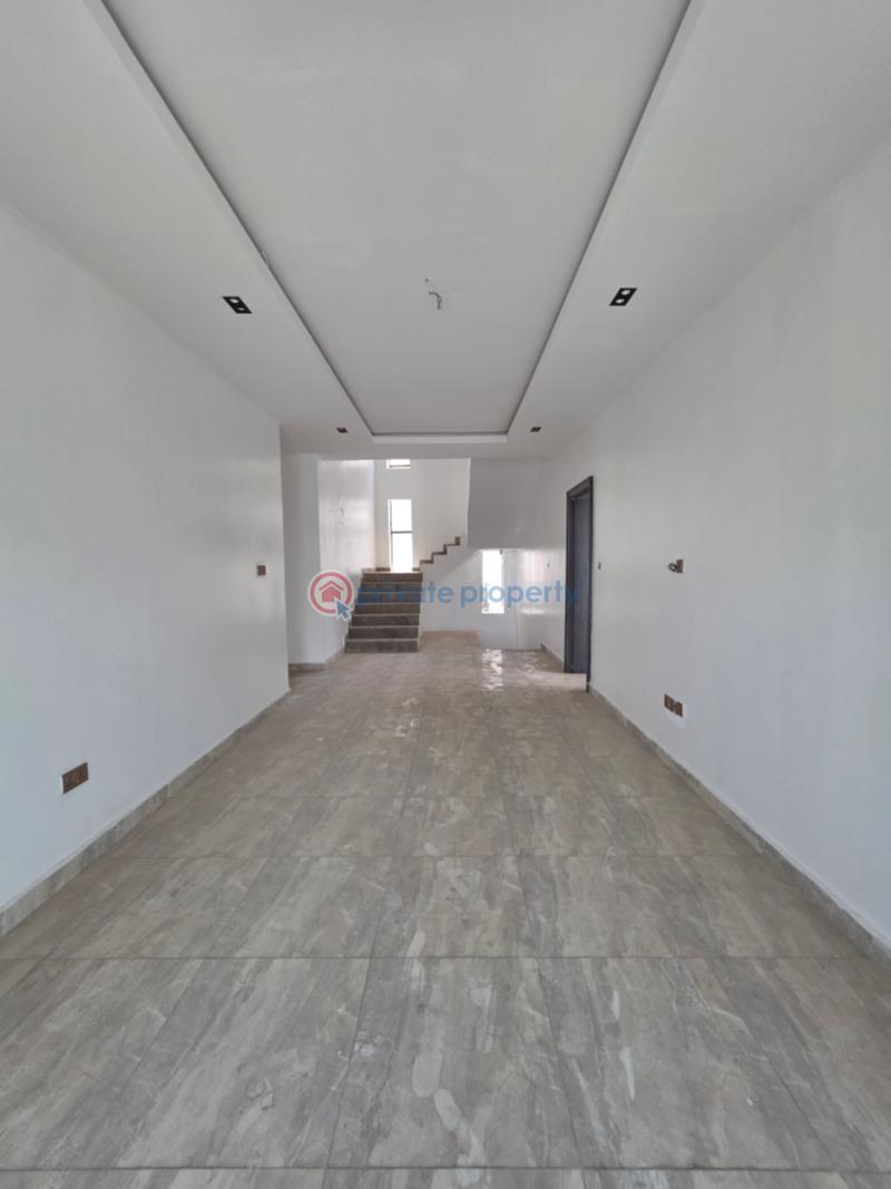 5 bedroom Detached Duplex For Sale Utako Abuja Phase 2  - 3