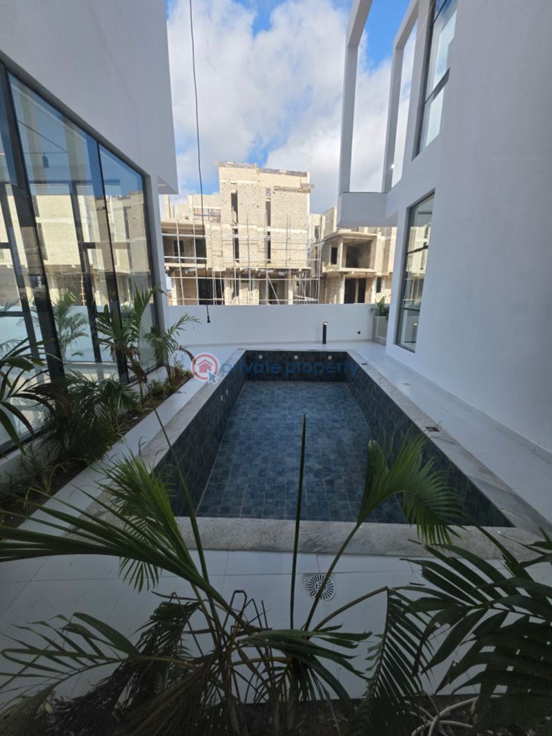 Massive 5 bedroom detached duplex with elevator + cinema + swimming pool - 10 5 bedroom Detached Duplex For Sale Hampton Island Lekki Phase 1 Lagos - 10