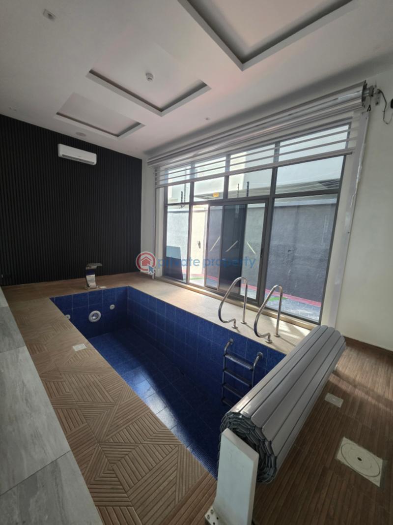 5 bedroom Detached Duplex For Sale Mojisola Onikoyi Estate Lagos - 2